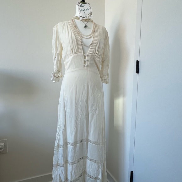 Reformation Ginny Maxi Dress in White/Ivory Size 8 Preppy Boho Bridal Picnic - Picture 5 of 17